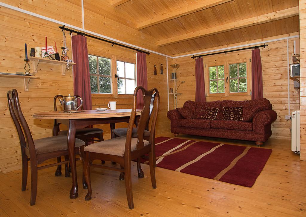 Coolanowle Self Catering Holiday Accommodation カーロー 部屋 写真